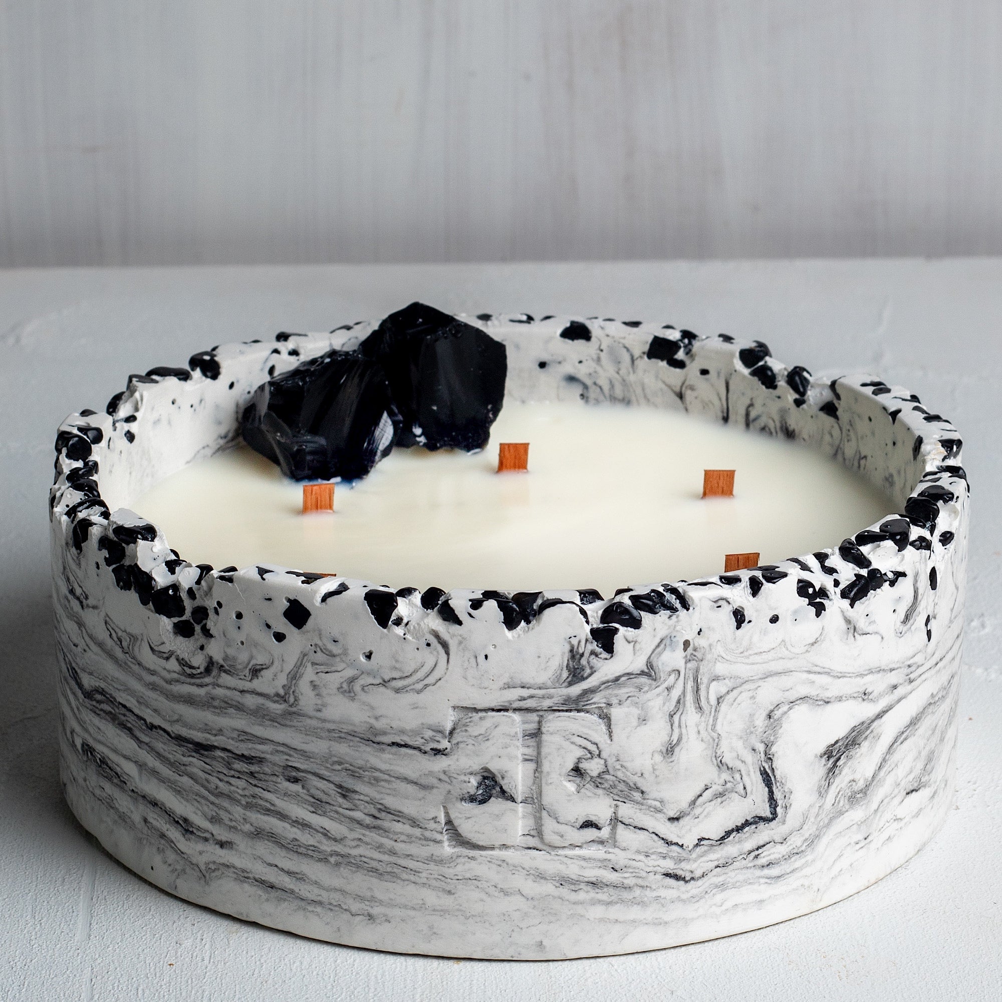 Luna Serisi - Black Rose Mum (900 G)