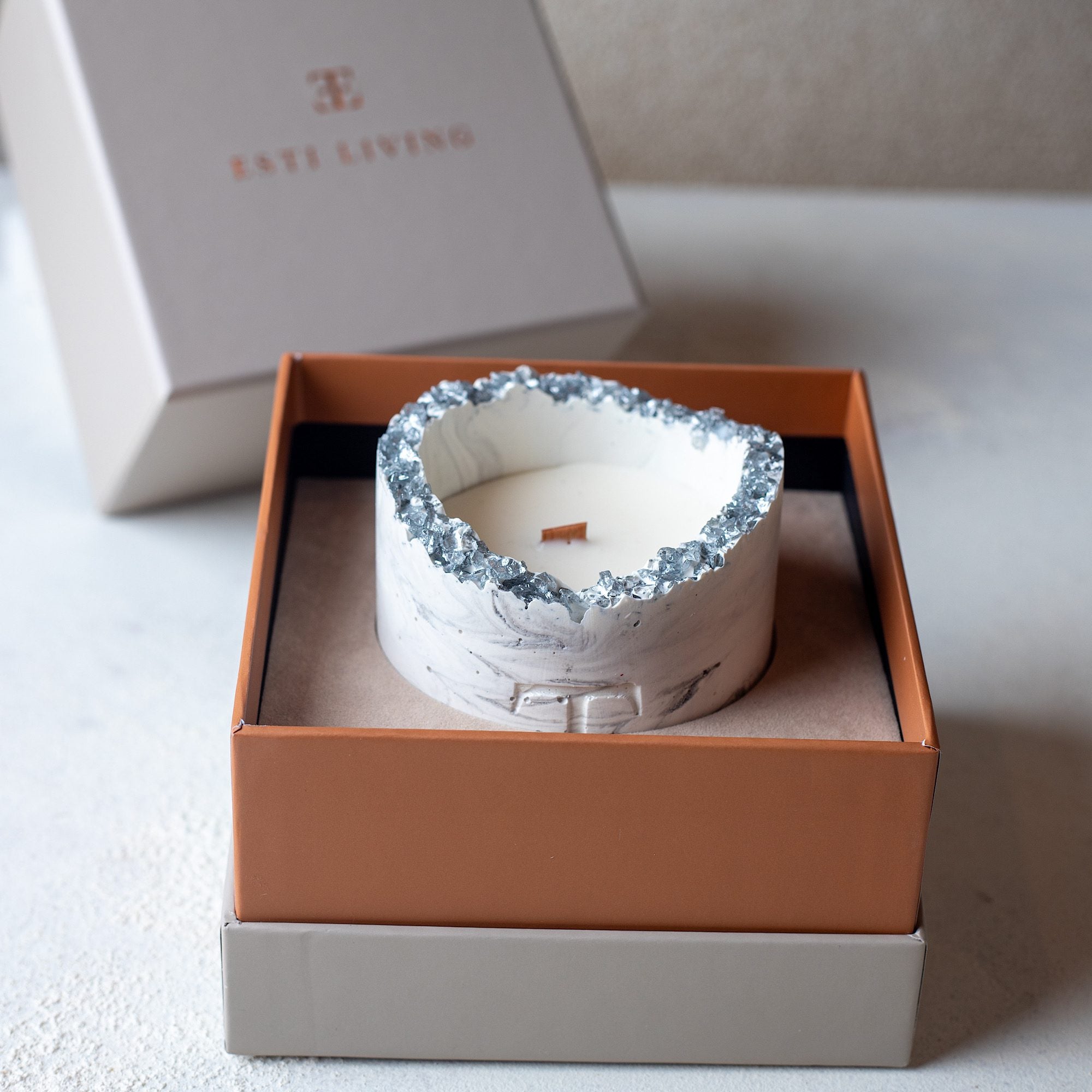 SILVER Muse Taşlı - Büyük Mum (300G)